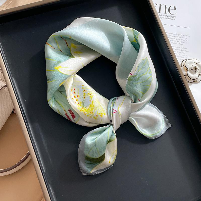 111 mulberry silk small square scarf spring, autumn and winter Korean silk scarf female cat baby scarf versatile 11cm tide