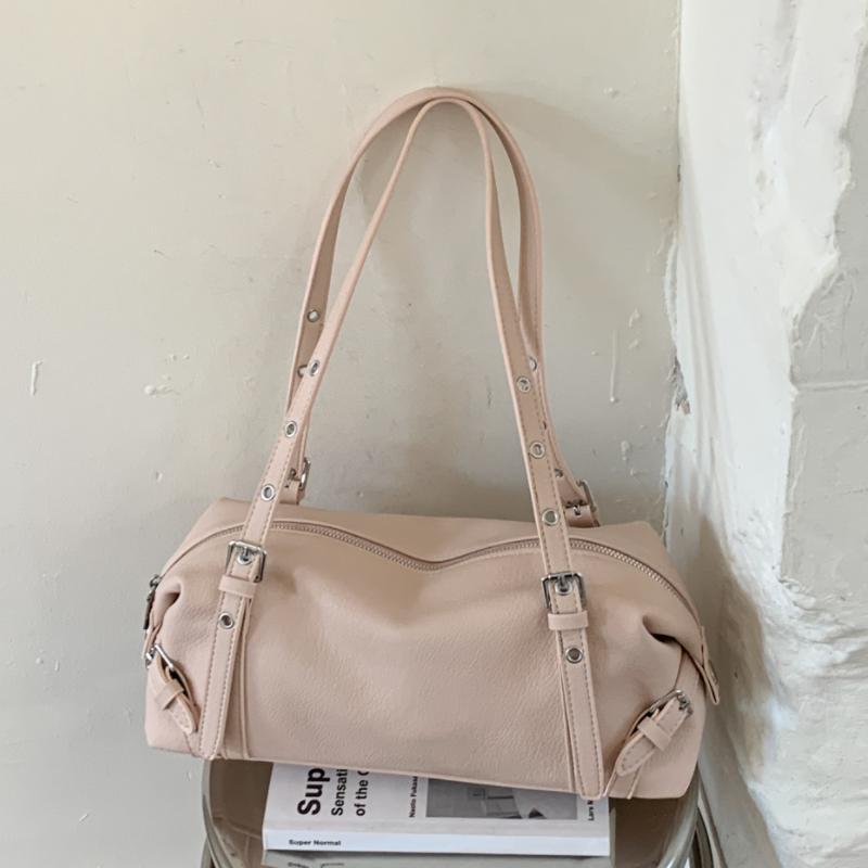 2026 spring new fashion shoulder bag niche design casual bag texture simple women's armpit bag