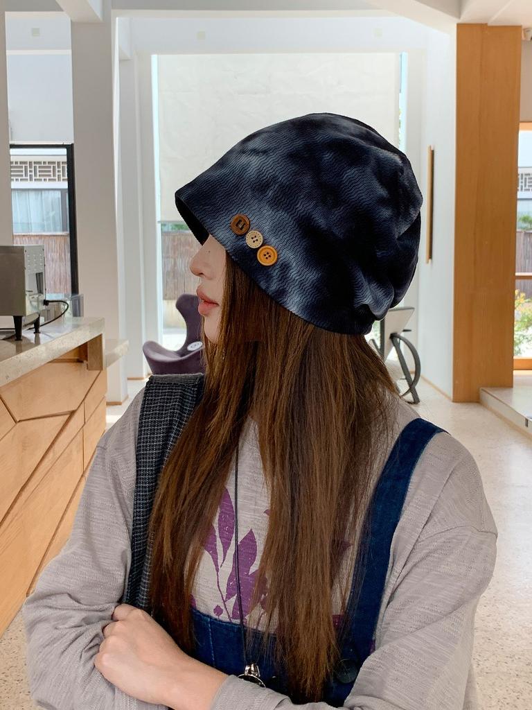 Fashion versatile face small knitted hat women's autumn and winter warm ear protection wool hat cold bag head cold hat tide