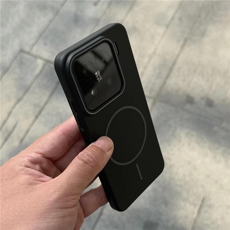 Подходит для Xiaomi 15Ultra Мягкий и увлажняющий тонкий магнитный чехол для телефона, Ультратонкий матовый противоударный чехол для Xiaomi 14PRO
