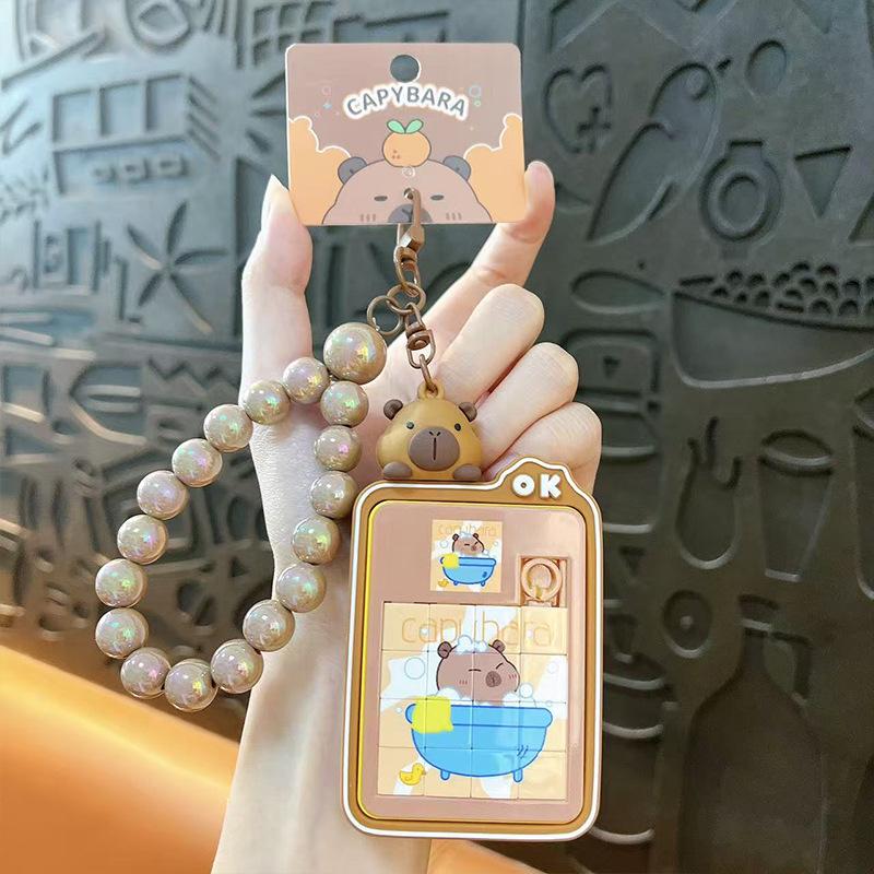Брелок-пазл Капибара Хуажун Дао: Милый кулон-подвеска на школьный рюкзак в виде капибары и маленький подарок