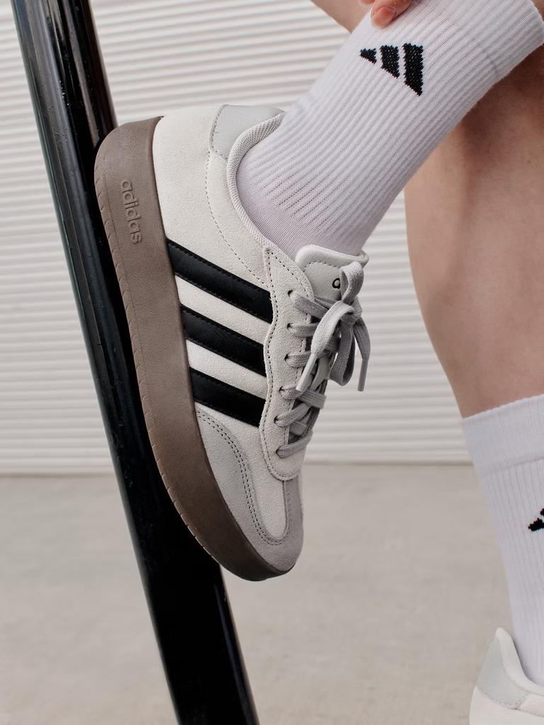 Adidas "Кроссовки с Т-образной головкой" BARREDA Кроссовки для мужчин и женщин для занятий спортом Модель J04234