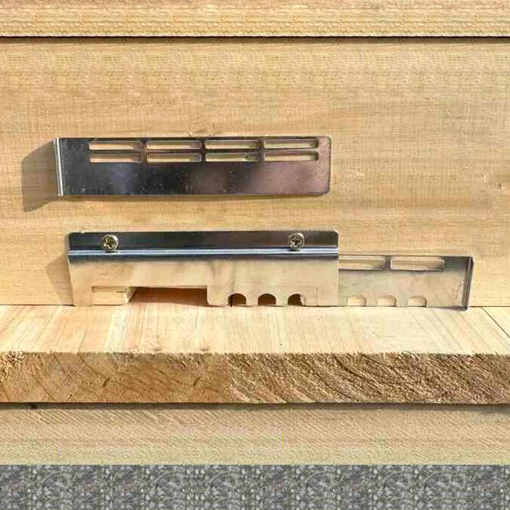 2 комплекта пчеловодческих ящиков, ульев, входных дверей, гнездовых дверей, барьеров для королев, препятствующих побегу, вентиляции для миграции пчел, инструментов пчеловода