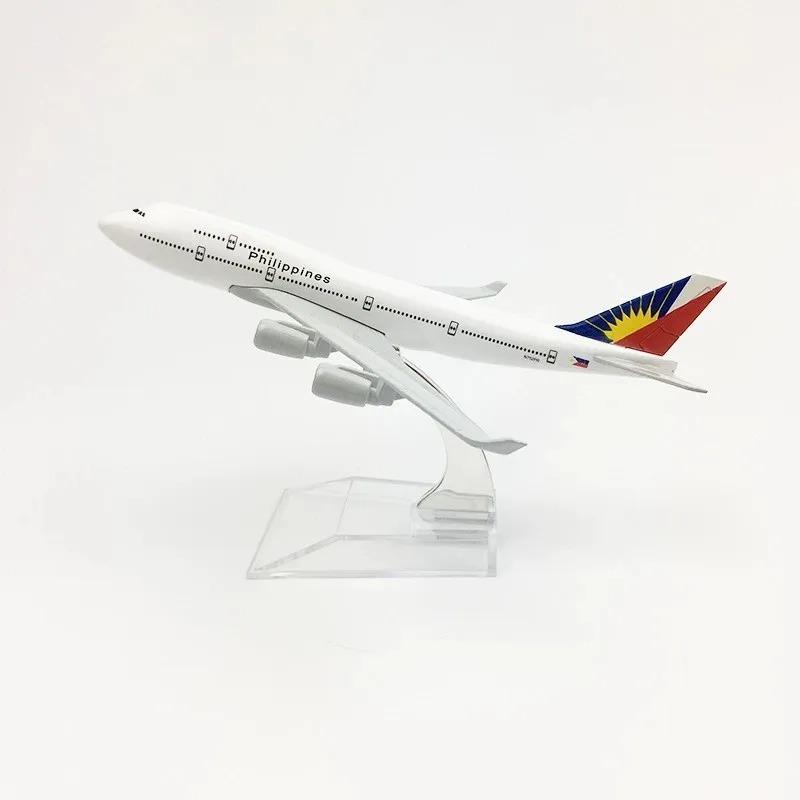 1/400 Scale Philippines Airway Boeing 777 Aircraft Model,16cm Philippines Boeing 747 Airplane Model for Kids Adult Collection