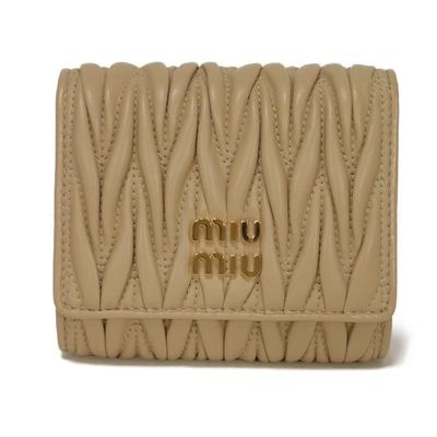 Б/у Компактный кошелек Matelasse 12166 5MH033 AFPP F0K57 7942, текущая модель, RFID-чип, отличное состояние, логотип, соя