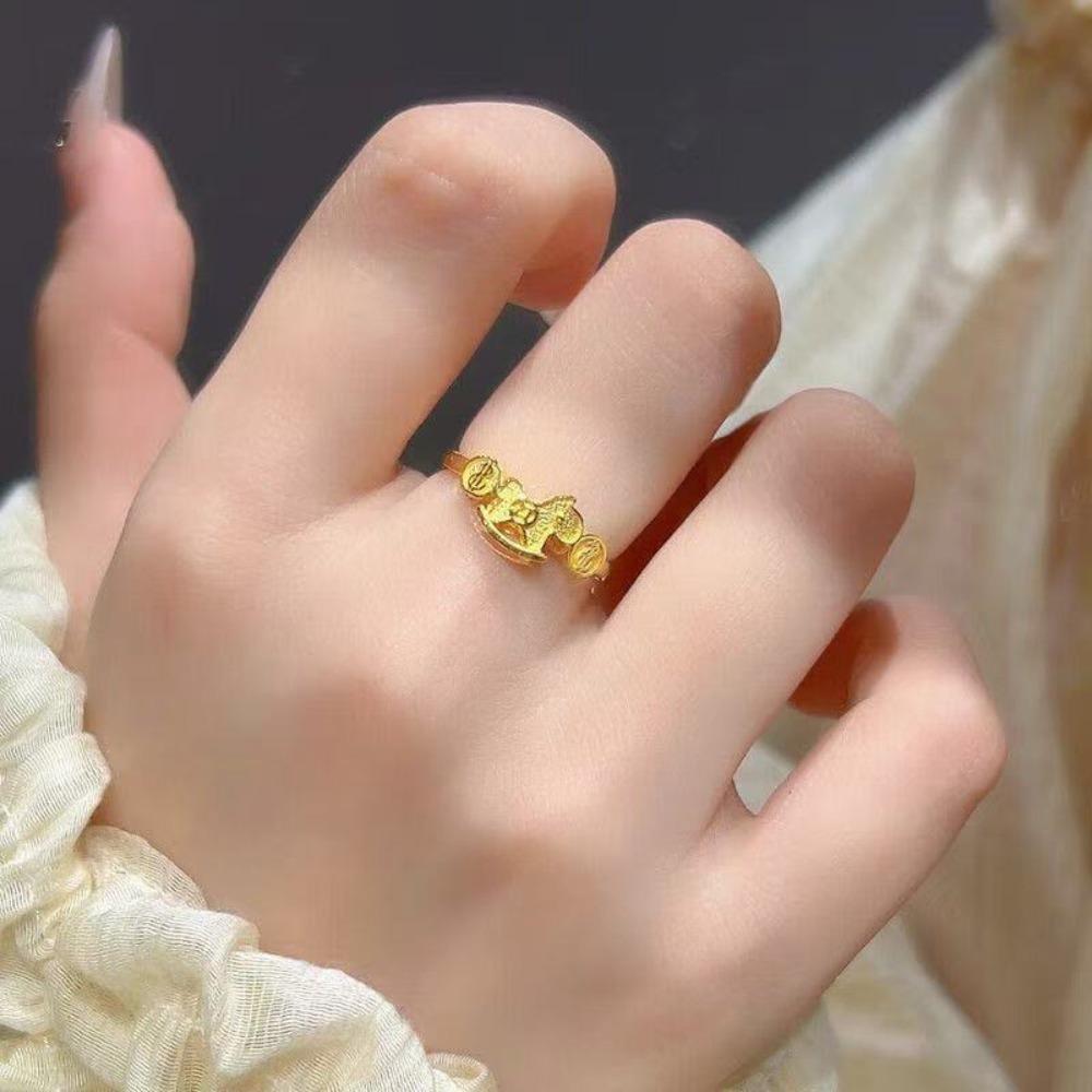 Unique Chinese Vintage Gold Ring for Women Horse Year Money Blessing Artisan Crafted Delicate Fashion Accessory