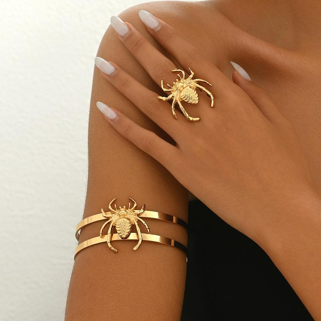 Geometric European and American High-end Women's Bracelet Ring Set Personalized Geometric Snake Spider Design Jewelry Women