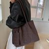 Женская сумка-тоут в корейском стиле: Универсальная плечевая сумка большой вместимости для осени/зимы