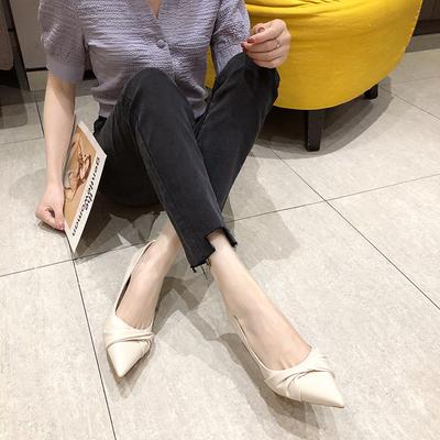 Женские туфли на высоком каблуке 2025 осень новые корейская версия плиссированные модные женские туфли острый носок неглубокий вырез нога тонкий каблук профессиональные одинарные туфли