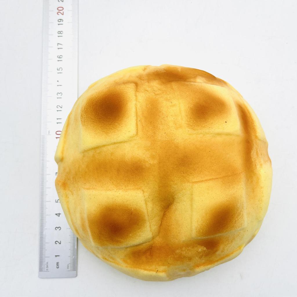 Squishy Pineapple Bun Stress Relief Toy - Slow Rebound Simulated Food Prop
