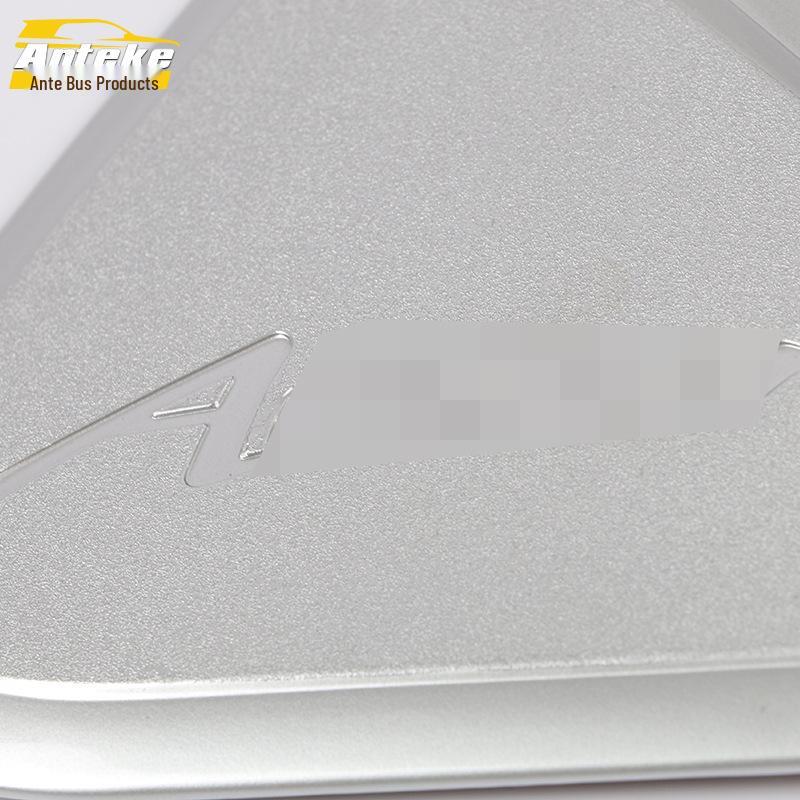 Защита крышки топливного бака GL8: Декоративная накладка против царапин для модели 2017 года