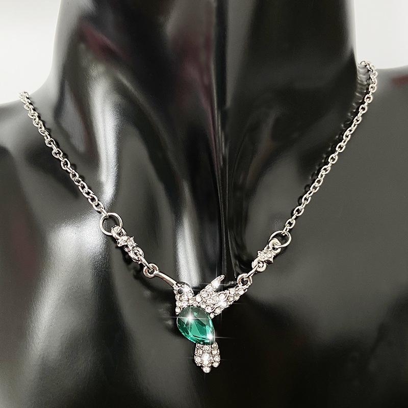 Fashion Crystal Hummingbird Pendant Necklace Exquisite Shiny Zircon Animal Choker Necklace for Women Trendy Party Jewelry Gifts