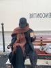 Утолщенный вариант однотонного красного шарфа для женщин, теплый осенью и зимой, универсальная атмосфера из имитации кашемира, производитель студенческих шарфов