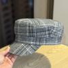 Korean-style simple octagonal hat for women, fashionable and versatile flat-top cap, new vintage houndstooth pattern artist hat for spring and autumn