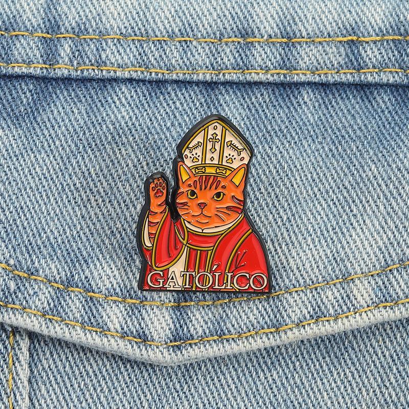 Holy Father Cat Enamel Pins Cartoon Animal pope Pontiff Brooches Lapel Badges Funny Jewelry Gift for Kids Friends