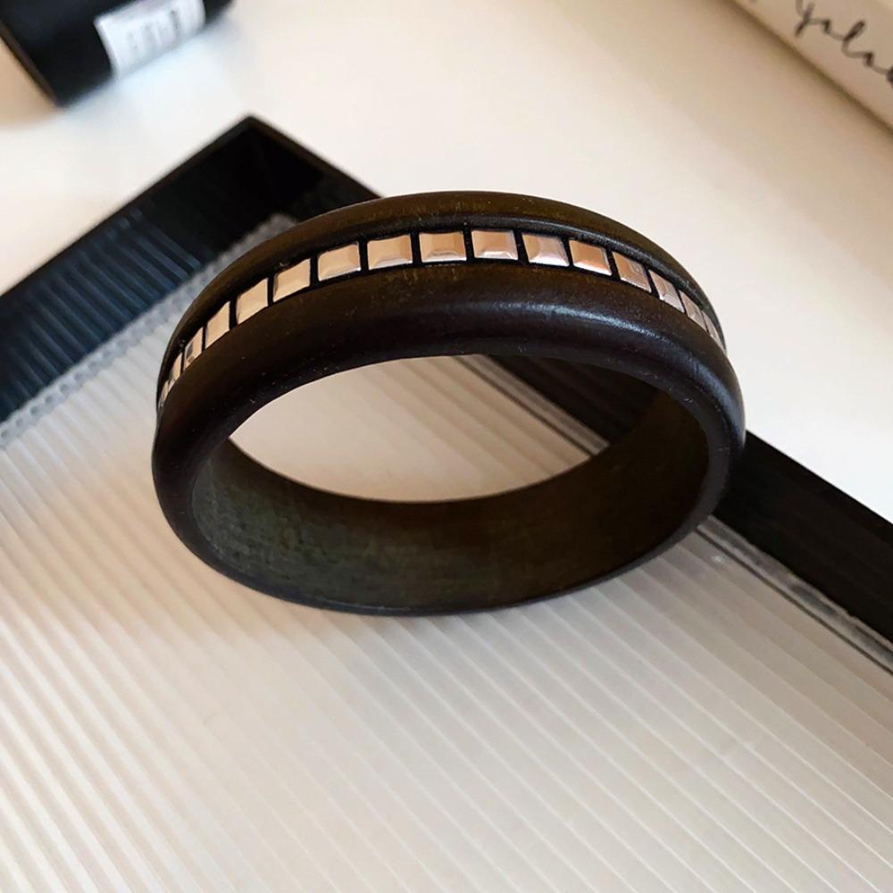 Круглый браслет в китайском стиле Панк-браслет с заклепками Винтажный деревянный браслет Девушка-перчинка