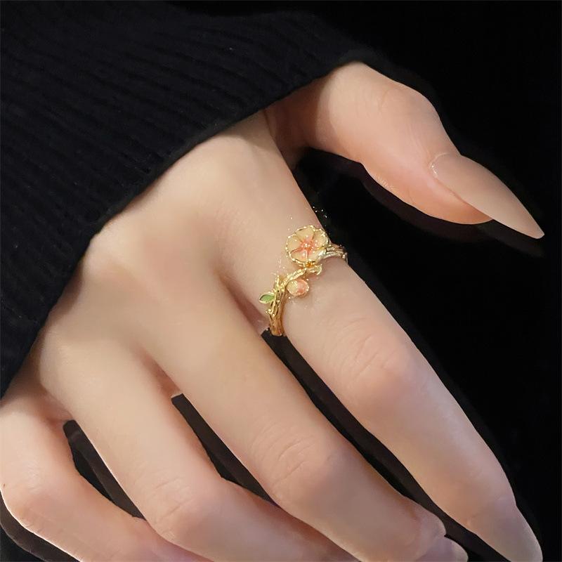 Medieval Enamel Peach Blossom Opening Ring Flower Light Luxury High Sense Niche Design Sense Fashion Retro Gold Ring