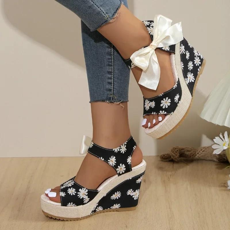 Сандалии с эластичным ремешком и бантом на высоком каблуке 2024 года, лидер продаж, летние женские туфли с открытым носком, большого размера, на танкетке, одношаговые, на высоком каблуке