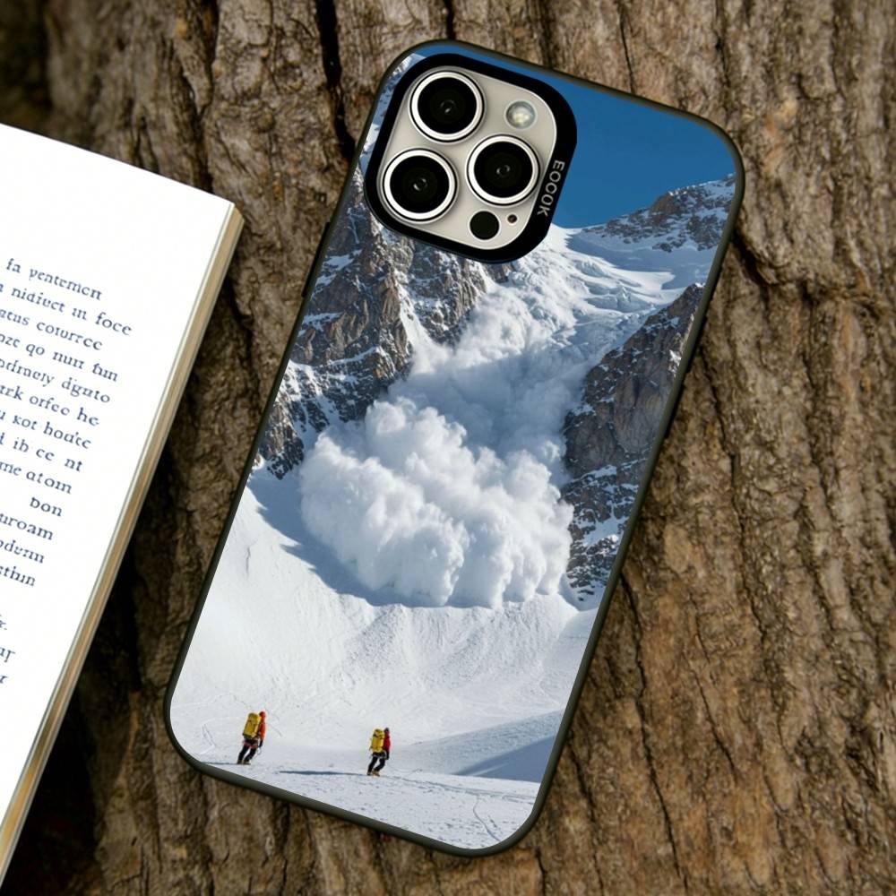 Pristine Snowy Landscapes Phone Case For iPhone 17,16,15,14,13,12,11 Plus,Pro Max,XS,Colorful Silver Phone case Funda Cover
