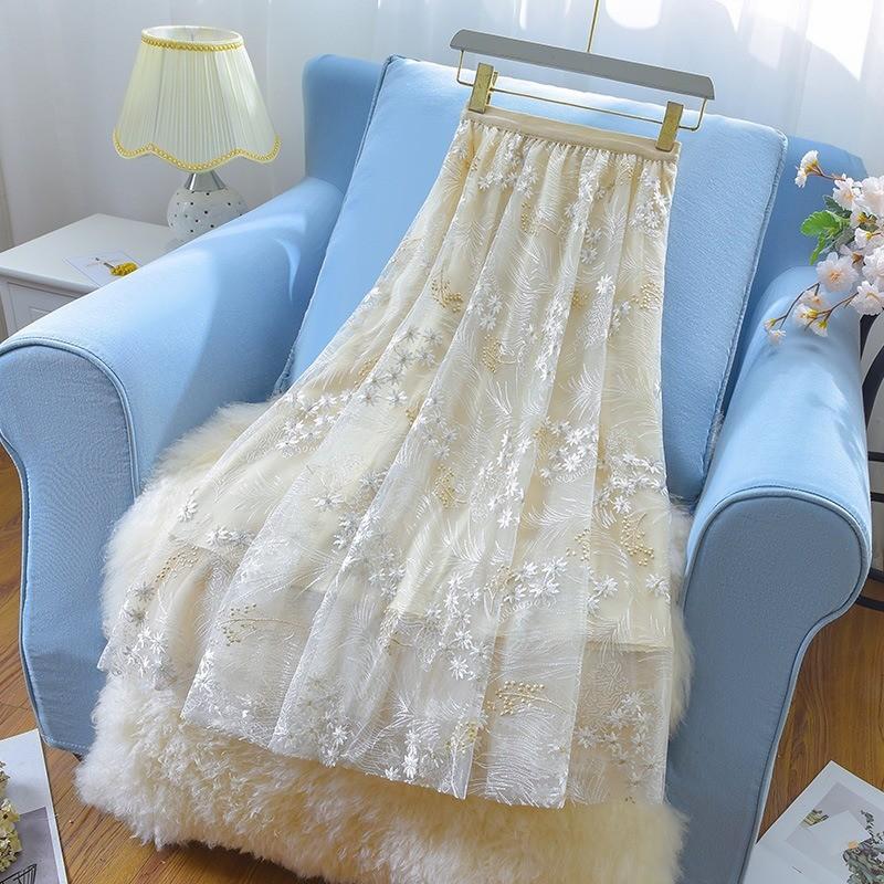 Qooth Women A Line Tulle Embroidered Flowers Skirt Wide Hem Mid Length Elastic Waist Skirt QT2654
