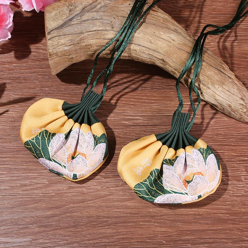Sachet Hanfu Pouch: Traditional Chinese-Style Portable Scented Bag and Mosquito Repellent