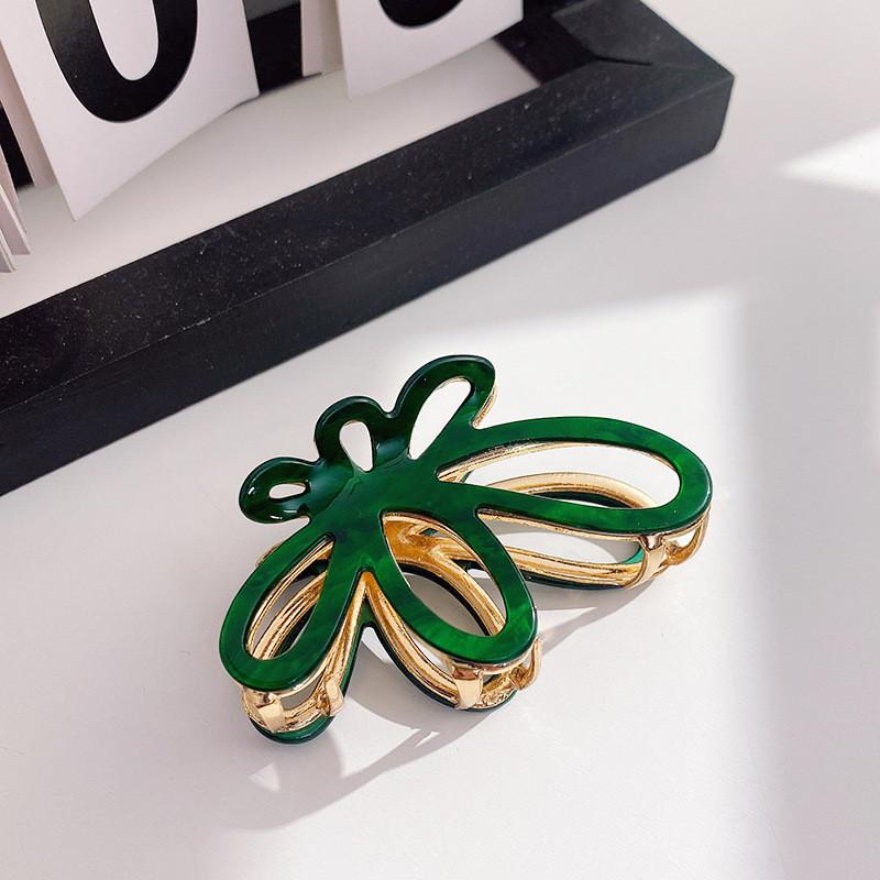 Elegant Butterfly Design Hair Claw For Women In Various Stylish Colors And Sizes