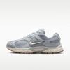 Nike V5 RNR Wolf Grey Gum