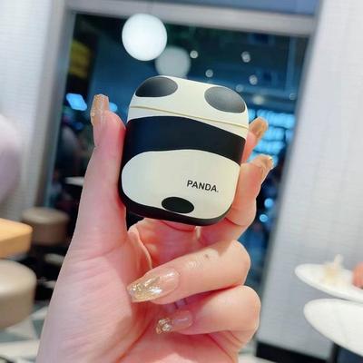 Чехол для AirPods - E.F.CONNECTION - Панда - Мягкий силикон - Ударопрочный - Беспроводная зарядка
