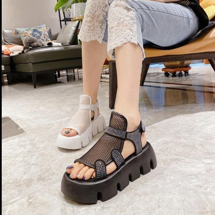 Сандалии женские летние модные дышащие толстые подошвы из сетчатой ​​ткани с волшебной пастой римские сандалии на липучке