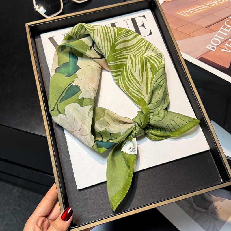 30% Silk 70% Cotton Scarf Women Square Neck Shawls Wraps for Ladies Foulard Scarves Pashmina Female Hijab Bandana Bufanda 70cm