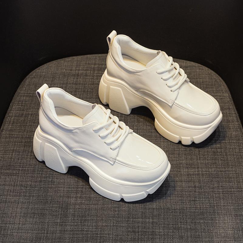 Внутреннее увеличение высоты маленького размера женская обувь новая ins универсальная обувь на платформе в стиле интернет-знаменитости повседневная белая женская обувь