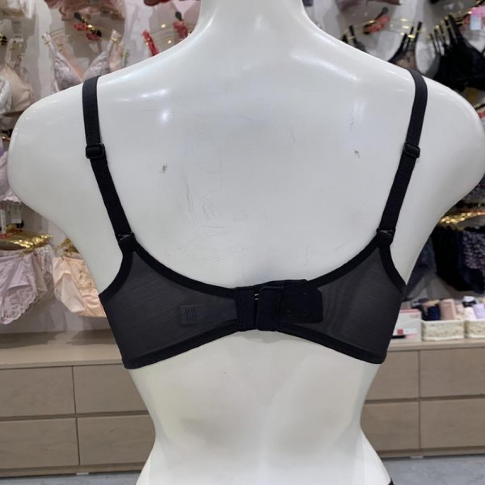 Triumph Женский невидимый бюстгальтер без косточек Черный tcbS111849h04