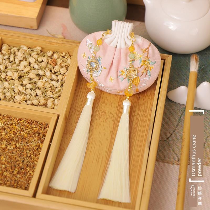 Empty Sachet for the Qixi Festival, Portable Mugwort Herbal Mosquito-Repellent Incense Bag, Traditional Chinese Style Hanfu Accessory, New