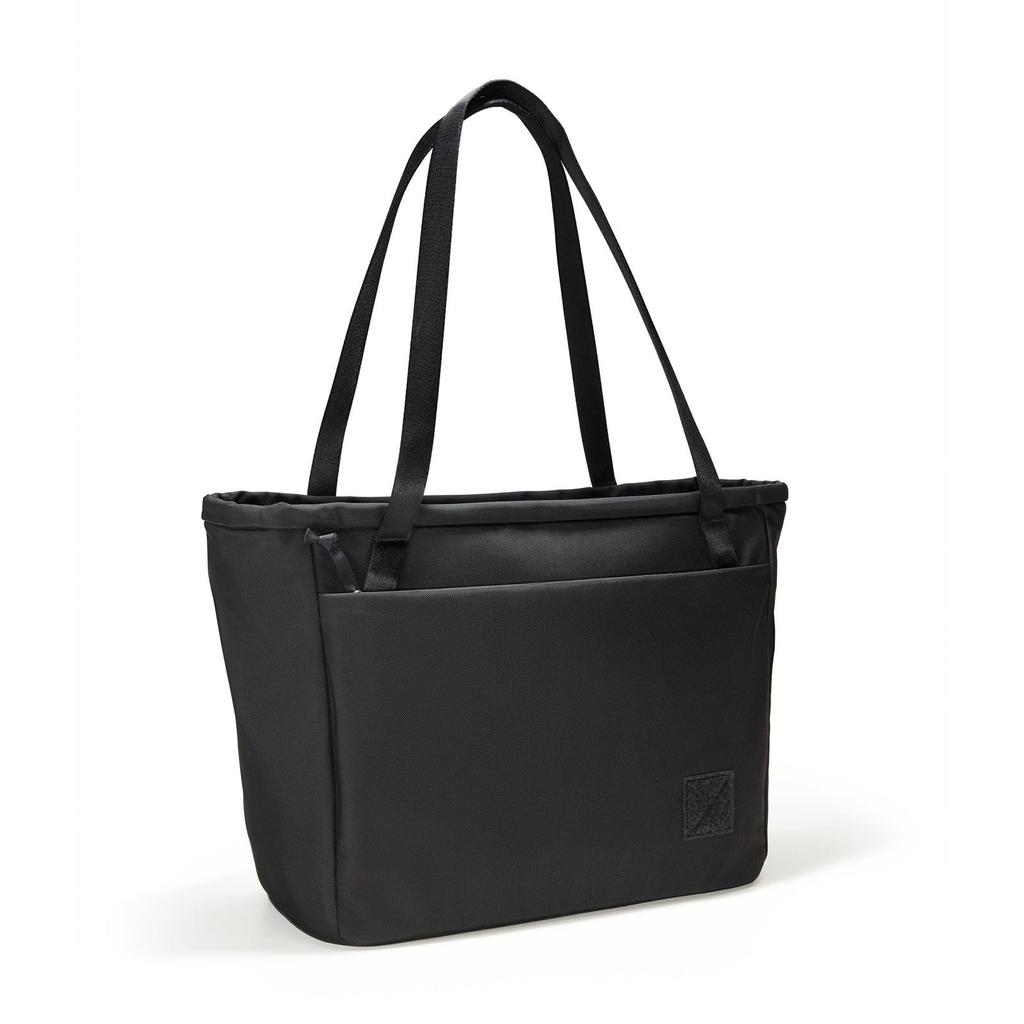 Evergoods CDT24 CIVIC DAILY TOTE 24L Solution Black Civic Daily Tote Bag, Solution Black, Magnetic Closure