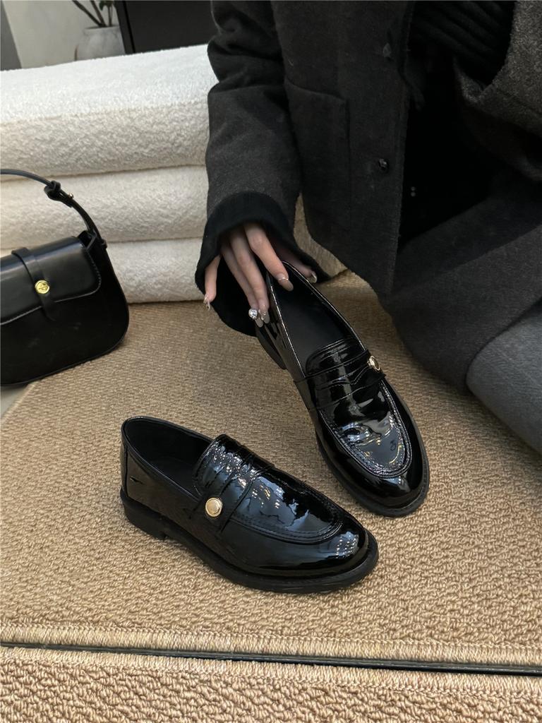 Small Leather Shoes Women's 2025 Spring New Round Head Retro Commuting One-pedal Thick-heeled Loafers
