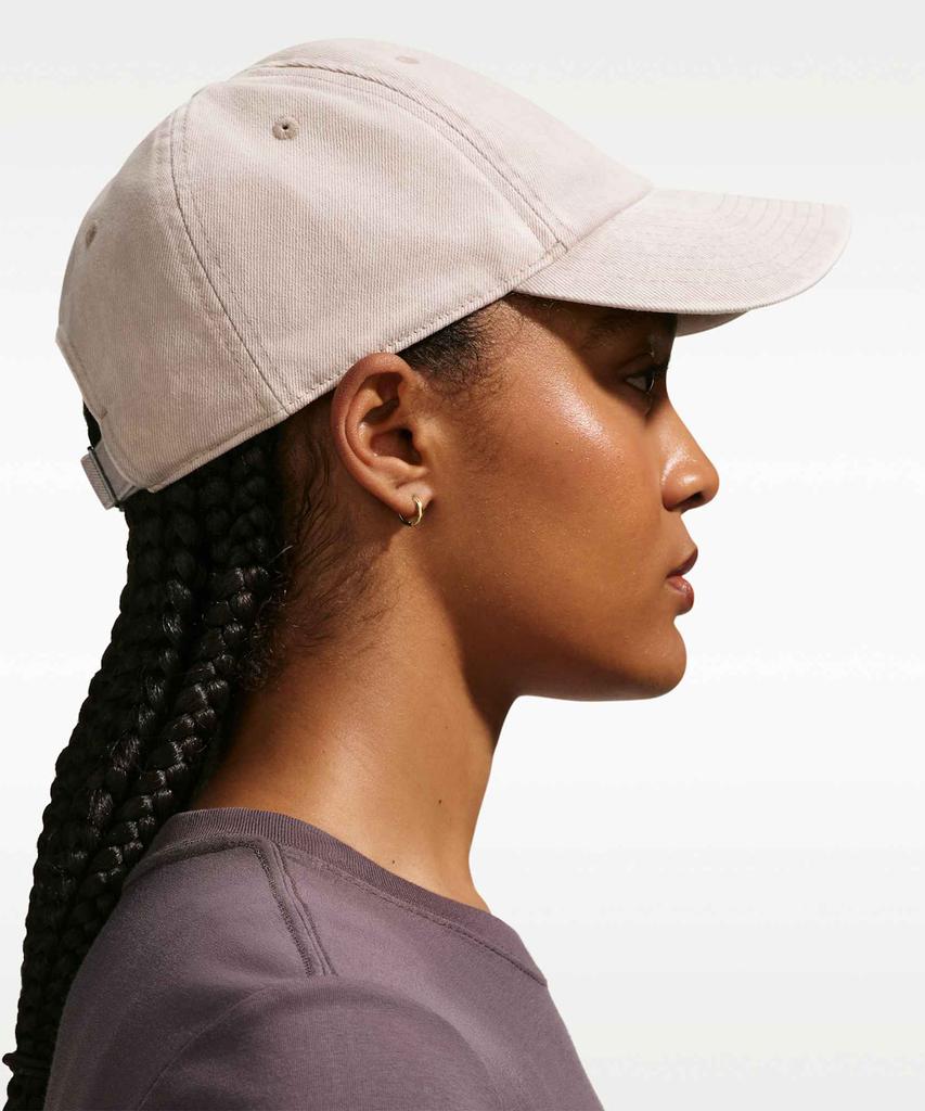 Nike Свободная джинсовая кепка Club - Колледжный серый:Белый / Hf0383-009