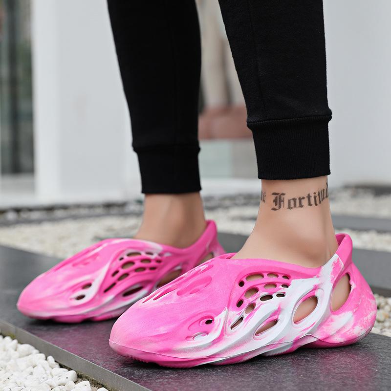 Cave Shoes Ins Trendy Men's Sandals Spring and Summer New Roman Beach Shoes Sports Cool Slippers Men