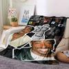 1 шт. Плед в стиле Hip Hop 2Pac, Мягкий, Легкий, Для всех сезонов, Многоцелевой плед для дивана, кровати, офиса и пикников, Французский стиль с культовыми обложками альбомов и цитатами