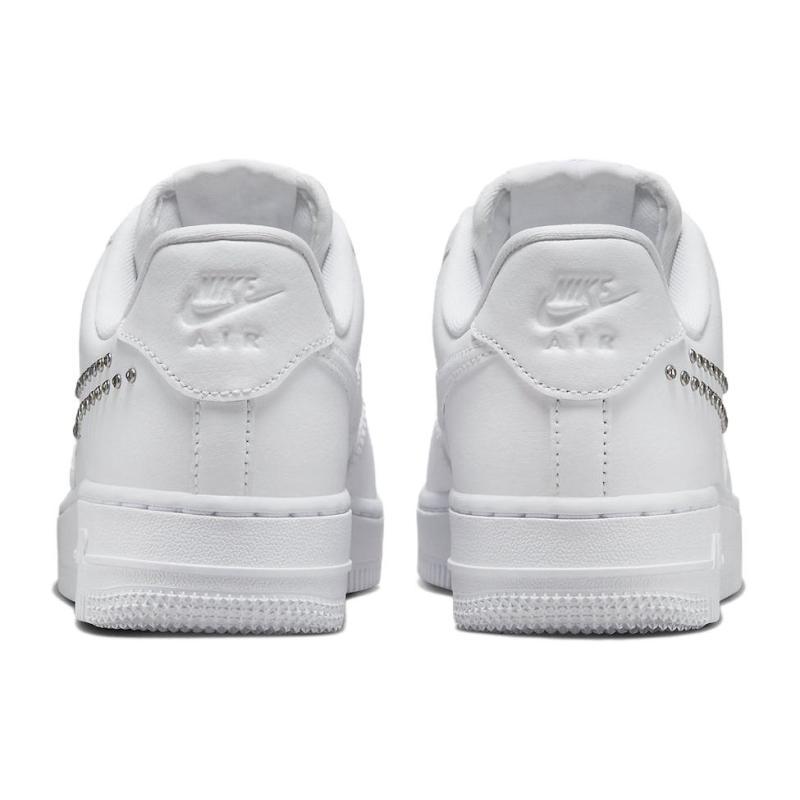 Nike Женские кроссовки Air Force 1 Low '07 с шипованным логотипом Swoosh FQ8887-100