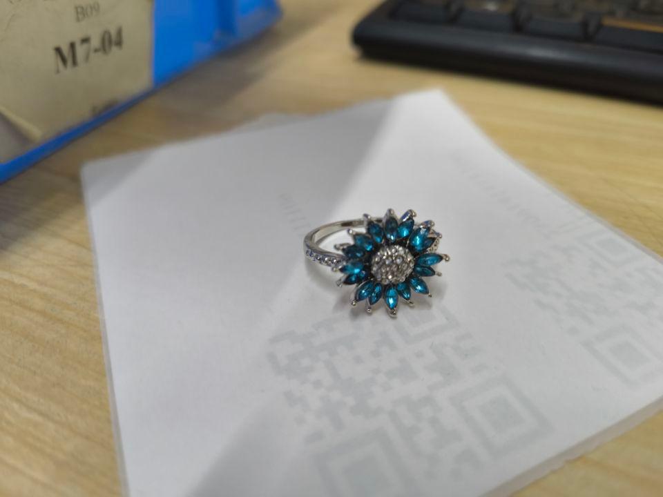 Кольца с покрытием в форме подсолнечника Цветочные кольца Кольцо с синим цирконом для женщин и девочек