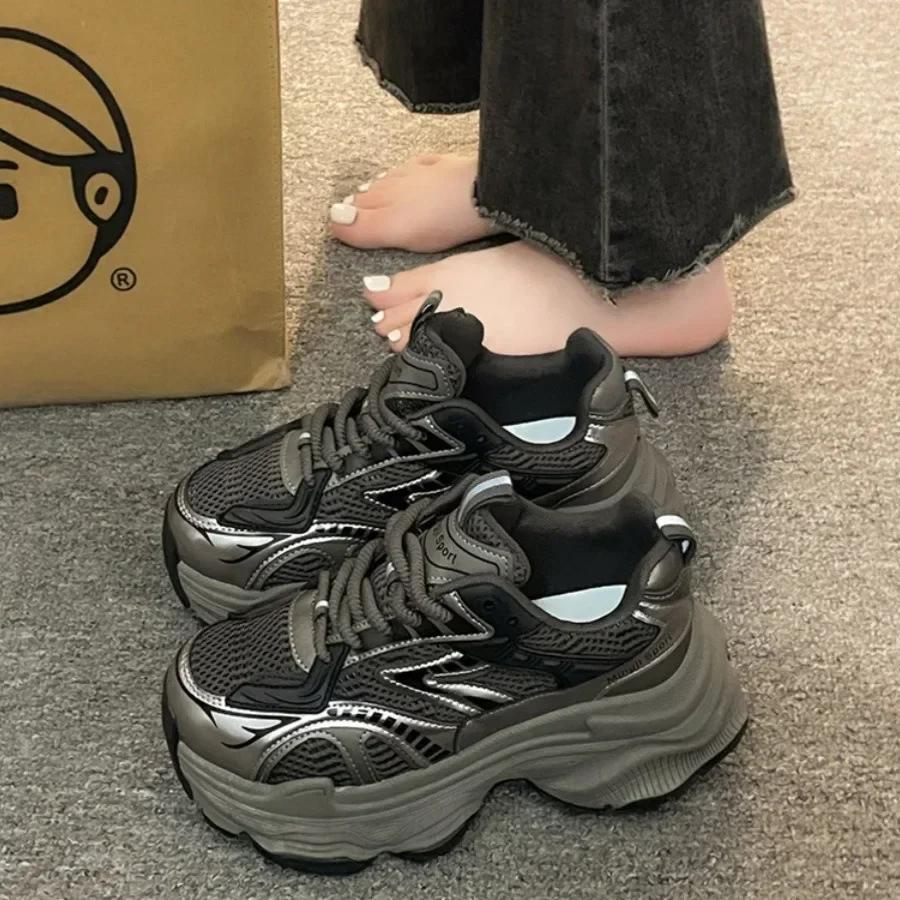 Папины кроссовки для женщин Тренд в Instagram Новинка начала осени Легкие спортивные папины кроссовки для женщин