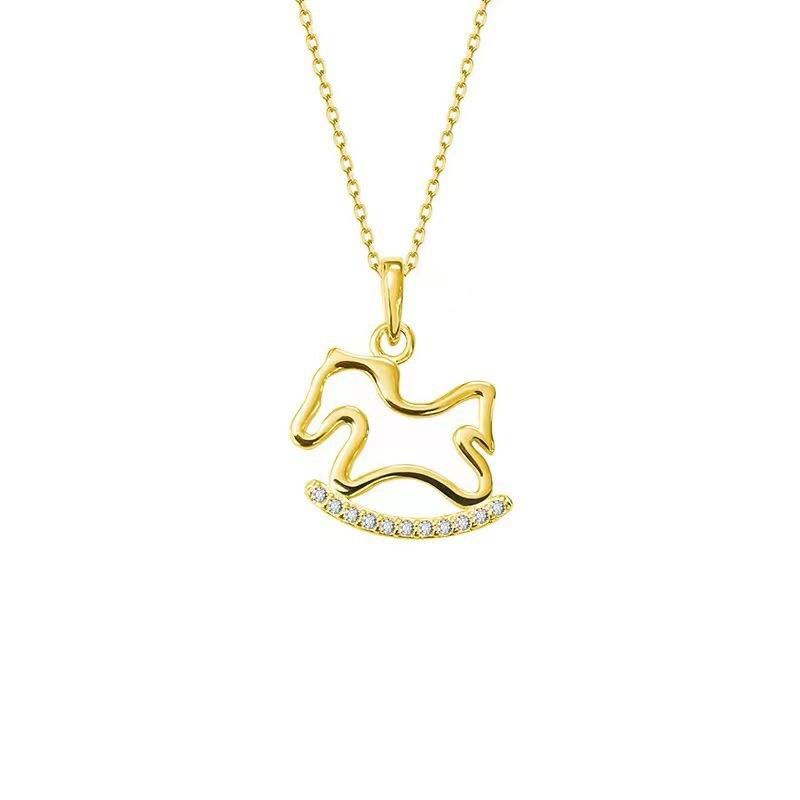 1/2Pcs Fashion Cute Shiny Zircon Hollowed-Out Wooden Horse Pendant Necklace For Woman Girls Collarbone Chain Jewelry Gift