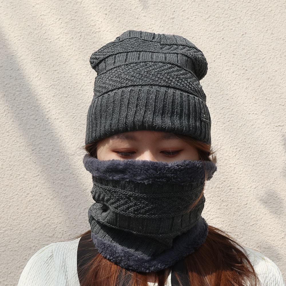 Теплый шарф-шапка, комплект из двух предметов