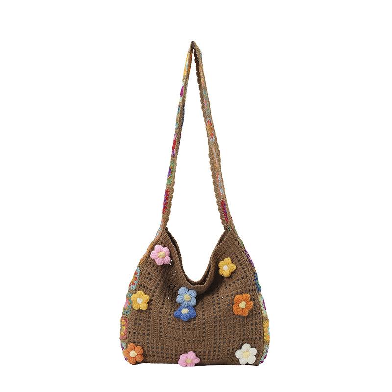 Flower handwoven bag women's 2025 new summer niche seaside vacation beach bag versatile shoulder messenger bag