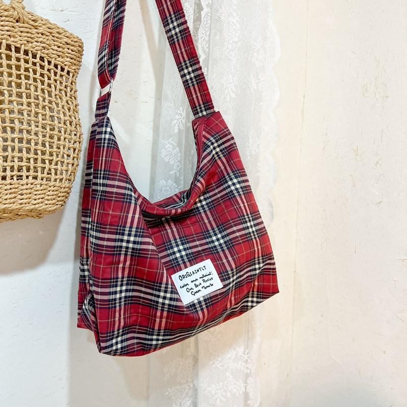 Осенняя новая клетчатая холщовая сумка в литературном стиле, вместительная, практичная, универсальная, для учебы, на одно плечо, через плечо