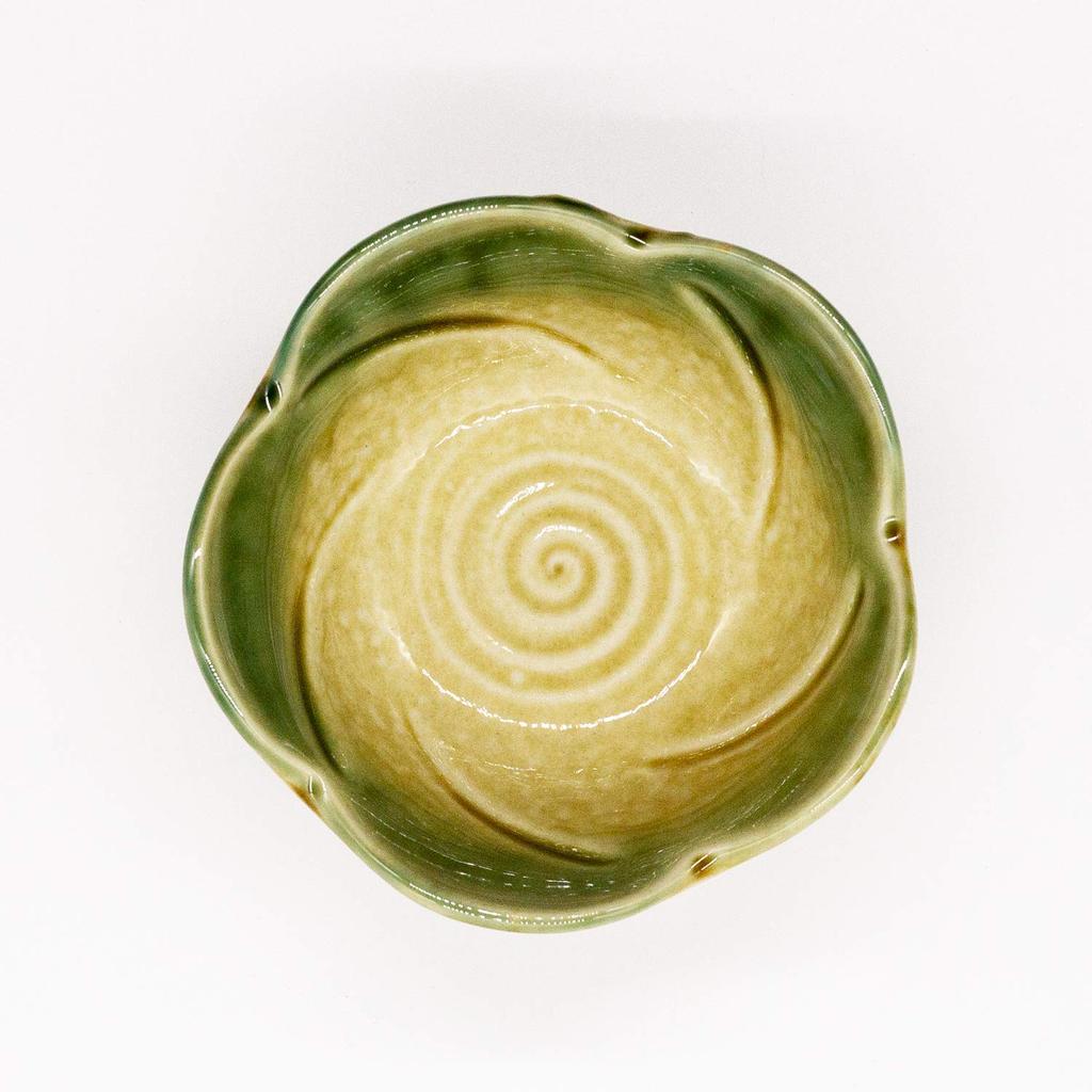 Мино Варе Ямасаку Печь Маленькая Миска Мини Миска Блюдо 3 дюйма Диаметр 9 см Кисето Сделано в Японии "Ваза для цветов" В форме цветка прибл.. 520-0151