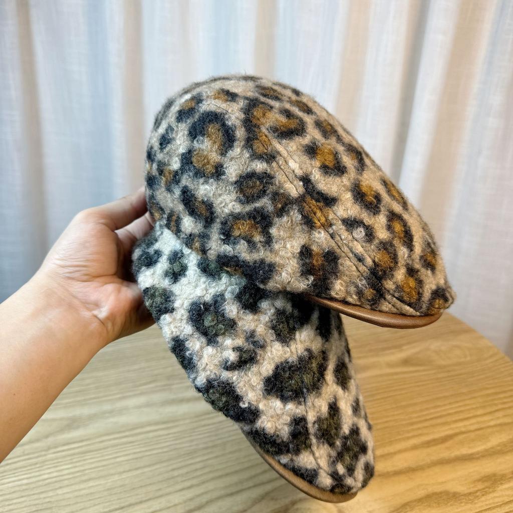 Korean Leopard Print Plush Forward Hat Women's Winter Warm Fashion Thickened Painter Hat Retro Youth Circle Woolen Beret
