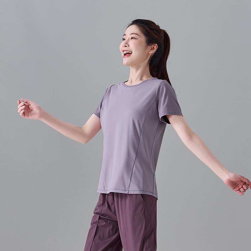 Sports and Leisure Short-Sleeved T-Shirt for Women