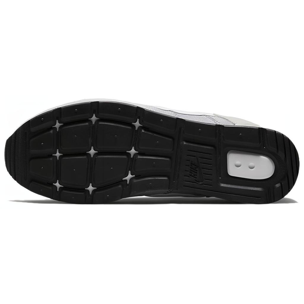 Новые Nike Venture Runner Wide Светло-серый дымчатый DM8453-003