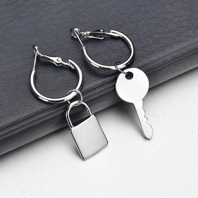 Женская мода Личность Fun Key Lock Асимметричные серьги Новый стиль
